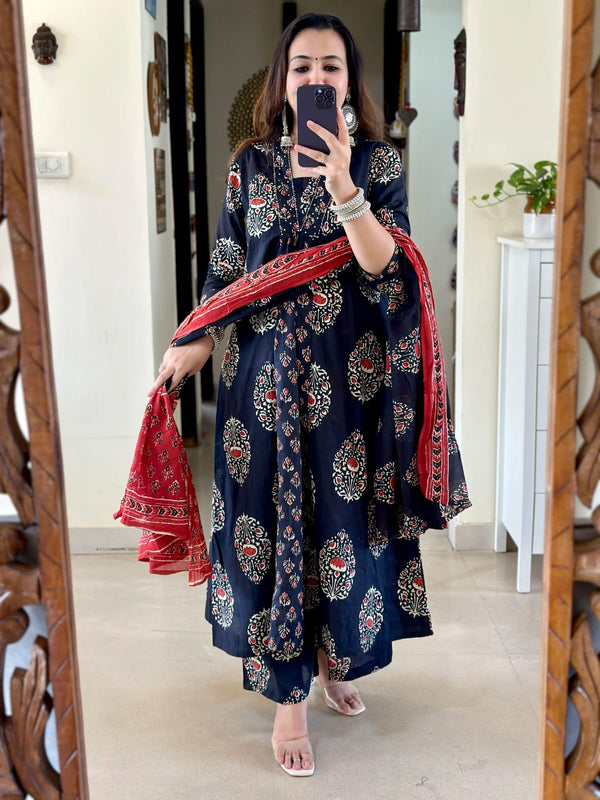 Jaipuri printed salwar set with pockets