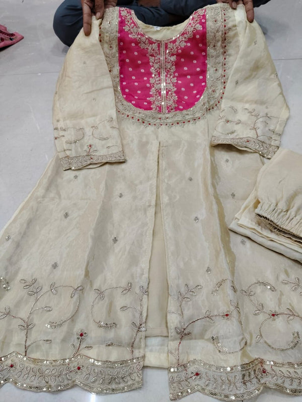 Off White Designer Bandhej Coord Sets